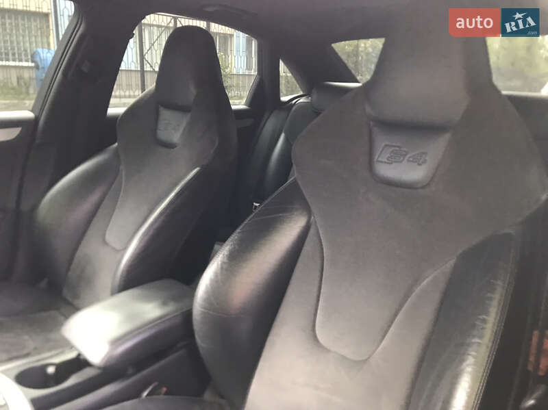 Седан Audi S4 2009 в Одесі