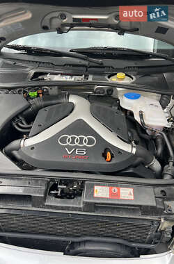 Универсал Audi S4 2001 в 