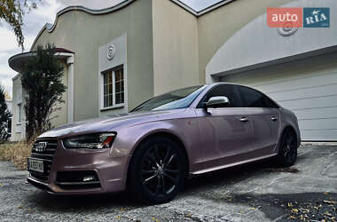 Седан Audi S4 2013 в Киеве