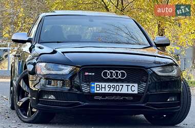 Седан Audi S4 2012 в 