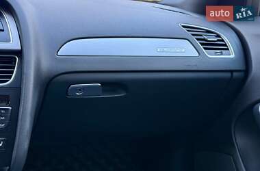 Седан Audi S4 2012 в 
