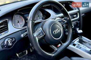 Седан Audi S4 2012 в 