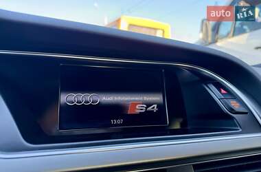 Седан Audi S4 2012 в 