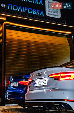 Седан Audi S4 2018 в 