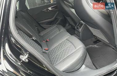 Седан Audi S4 2023 в 