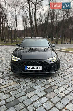 Седан Audi S4 2023 в Киеве