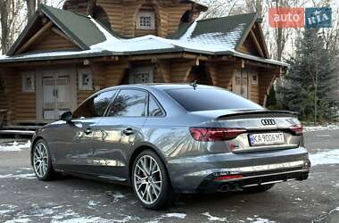 Седан Audi S4 2023 в Києві