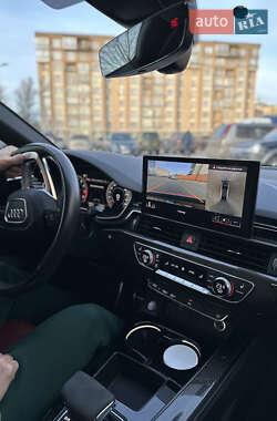 Седан Audi S4 2020 в 
