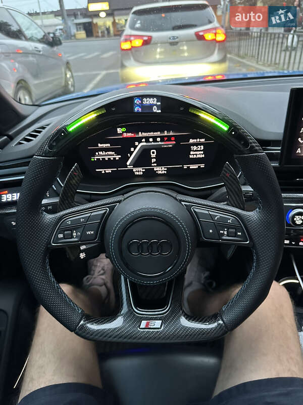 Седан Audi S4 2020 в Чернівцях