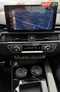 Седан Audi S4 2022 в 