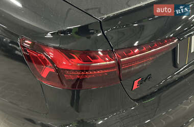 Седан Audi S4 2023 в 
