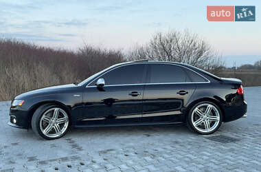 Седан Audi S4 2011 в Черновцах