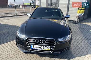 Седан Audi S4 2012 в Львові