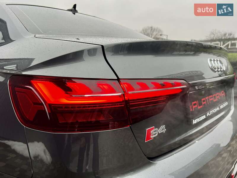 Седан Audi S4 2022 в Киеве