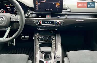 Седан Audi S4 2022 в 