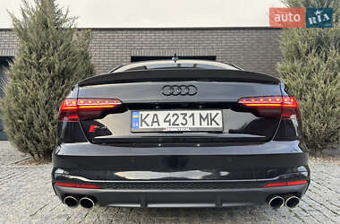 Седан Audi S4 2022 в 