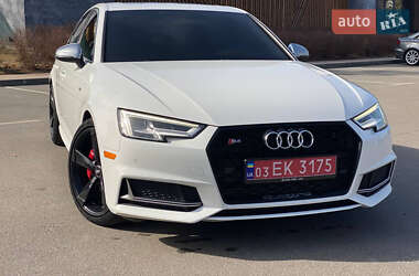 Седан Audi S4 2017 в Киеве