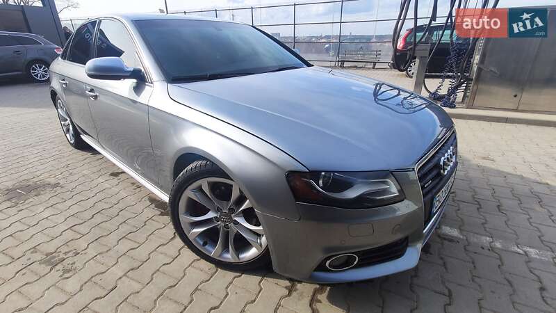 Седан Audi S4 2010 в Тернополе