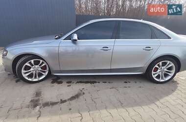 Седан Audi S4 2010 в 