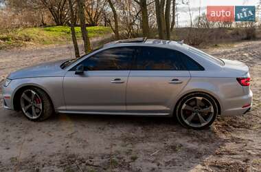 Седан Audi S4 2019 в 