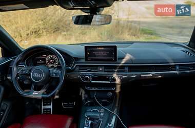 Седан Audi S4 2019 в 