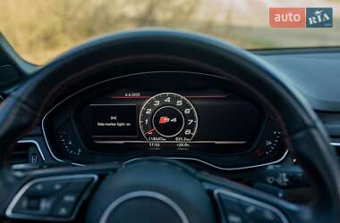 Седан Audi S4 2019 в 