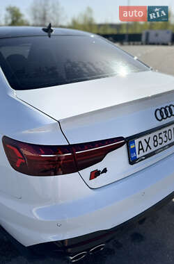 Седан Audi S4 2020 в 
