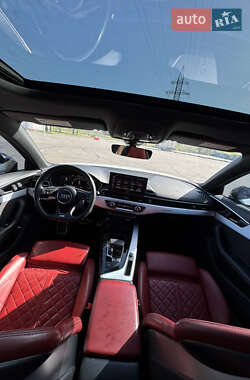 Седан Audi S4 2020 в 