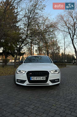 Седан Audi S4 2012 в 