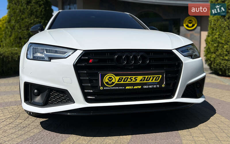Седан Audi S4 2018 в Львове