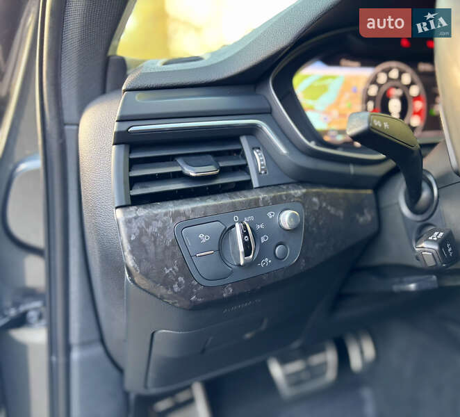 Седан Audi S4 2017 в Киеве