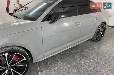 Седан Audi S4 2018 в 