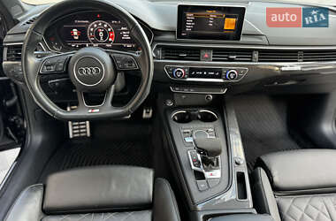 Седан Audi S4 2018 в 