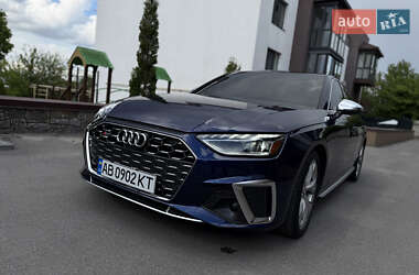 Седан Audi S4 2022 в Виннице