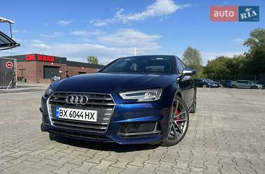 Седан Audi S4 2017 в Хмельницькому