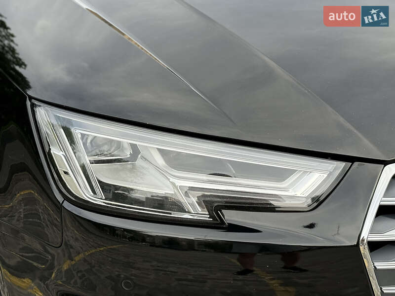 Седан Audi S4 2018 в Харкові