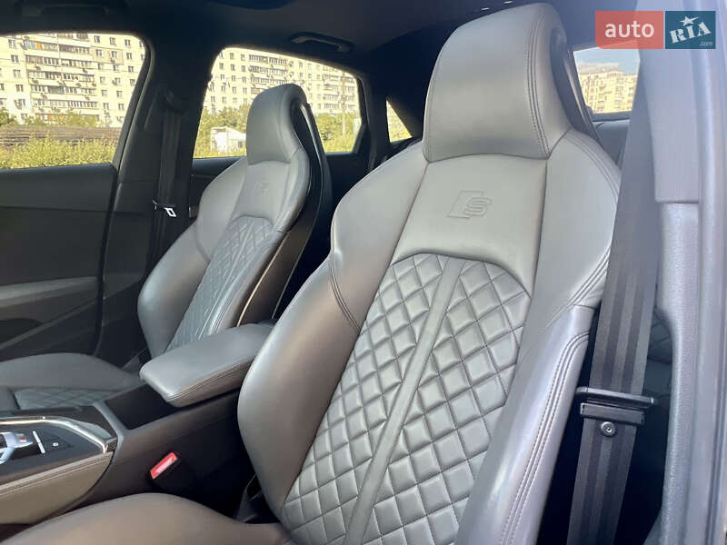 Седан Audi S4 2018 в Запорожье