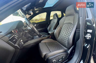 Седан Audi S4 2018 в 