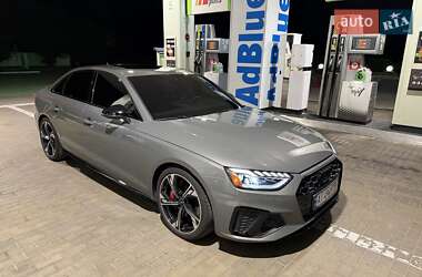 Седан Audi S4 2023 в 