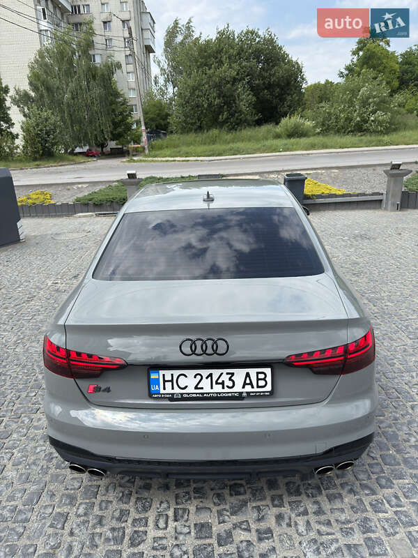 Седан Audi S4 2020 в Львове