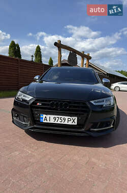 Седан Audi S4 2017 в 