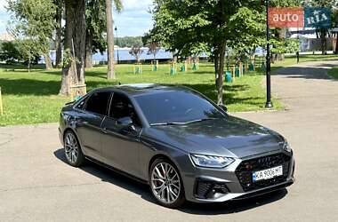 Седан Audi S4 2023 в 