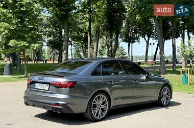 Седан Audi S4 2023 в 