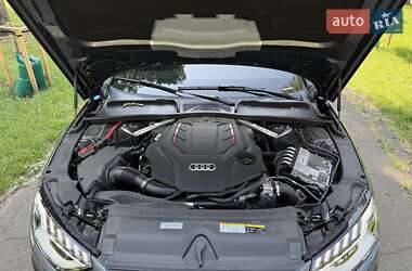 Седан Audi S4 2023 в 