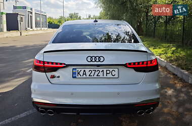 Седан Audi S4 2020 в 