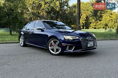 Седан Audi S4 2018 в Києві