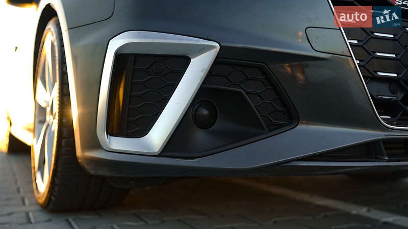 Седан Audi S4 2020 в Львове