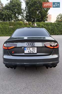 Седан Audi S4 2014 в 