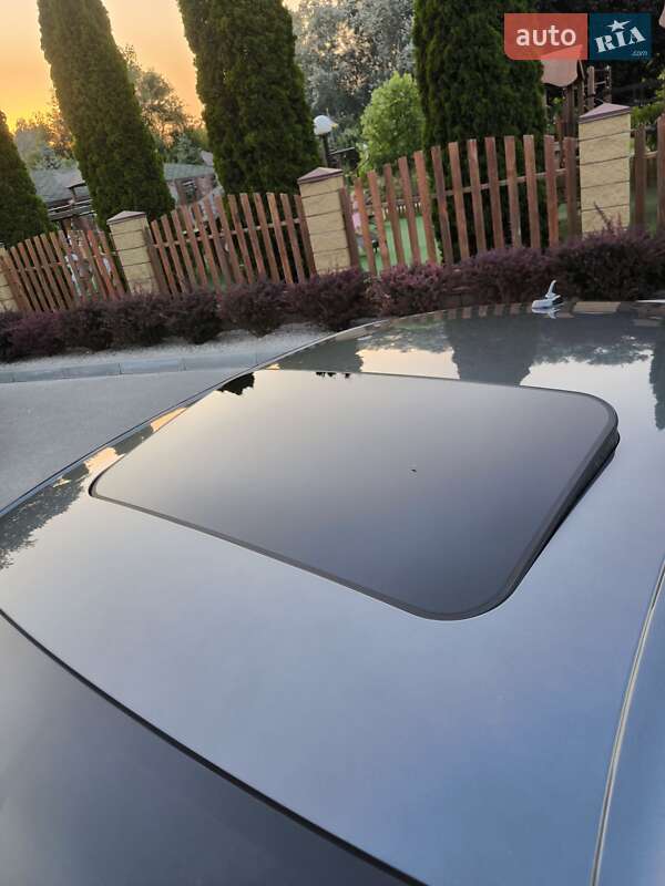 Седан Audi S4 2014 в Дніпрі