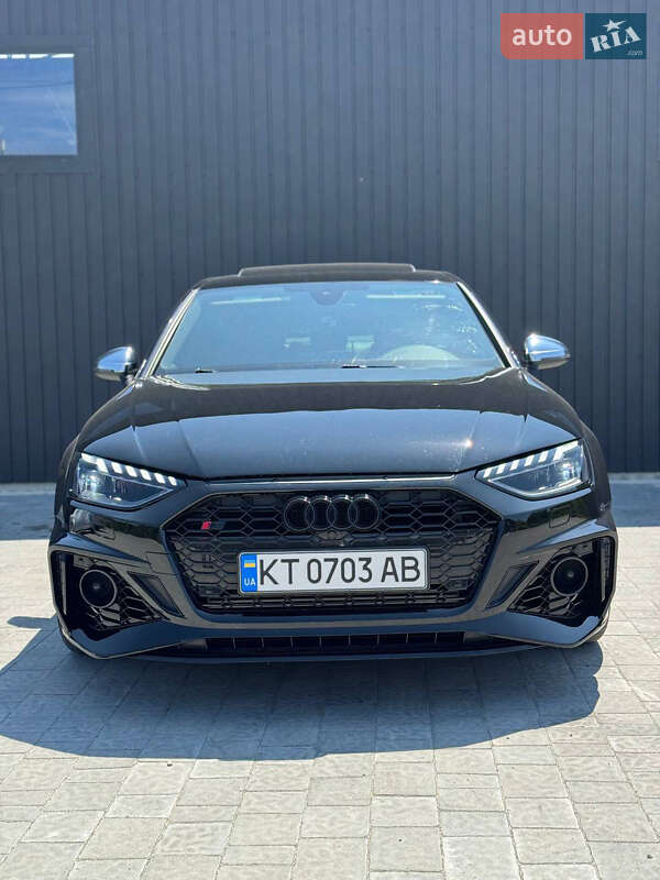 Седан Audi S4 2019 в Коломые